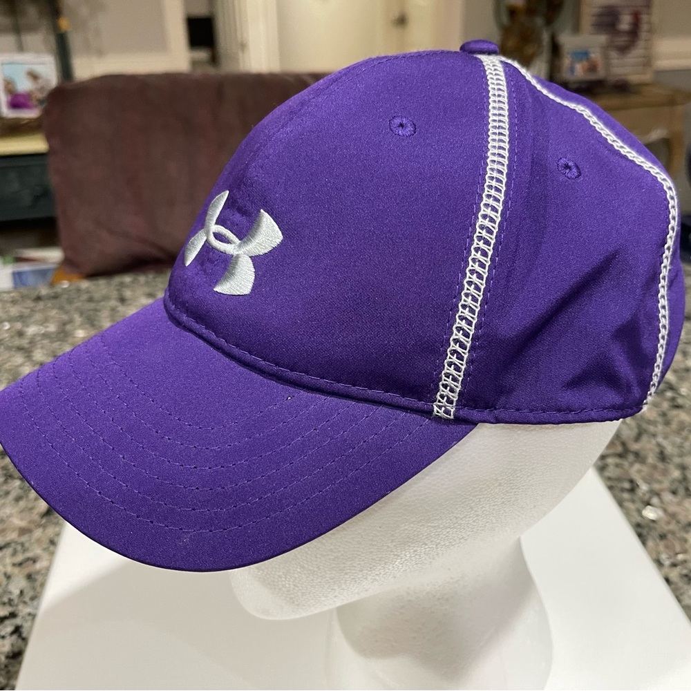 Ladies Under Armour Hat/Cap - Purple - Like New